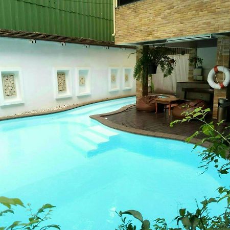 Thana Guesthouse Chiang Mai Exterior photo