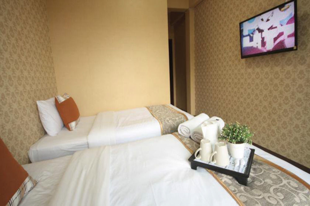 Thana Guesthouse Chiang Mai Exterior photo