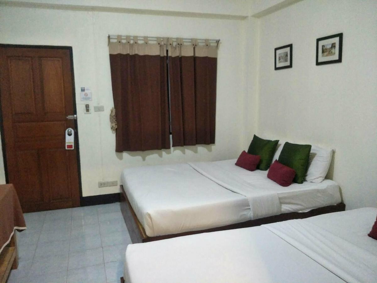 Thana Guesthouse Chiang Mai Exterior photo