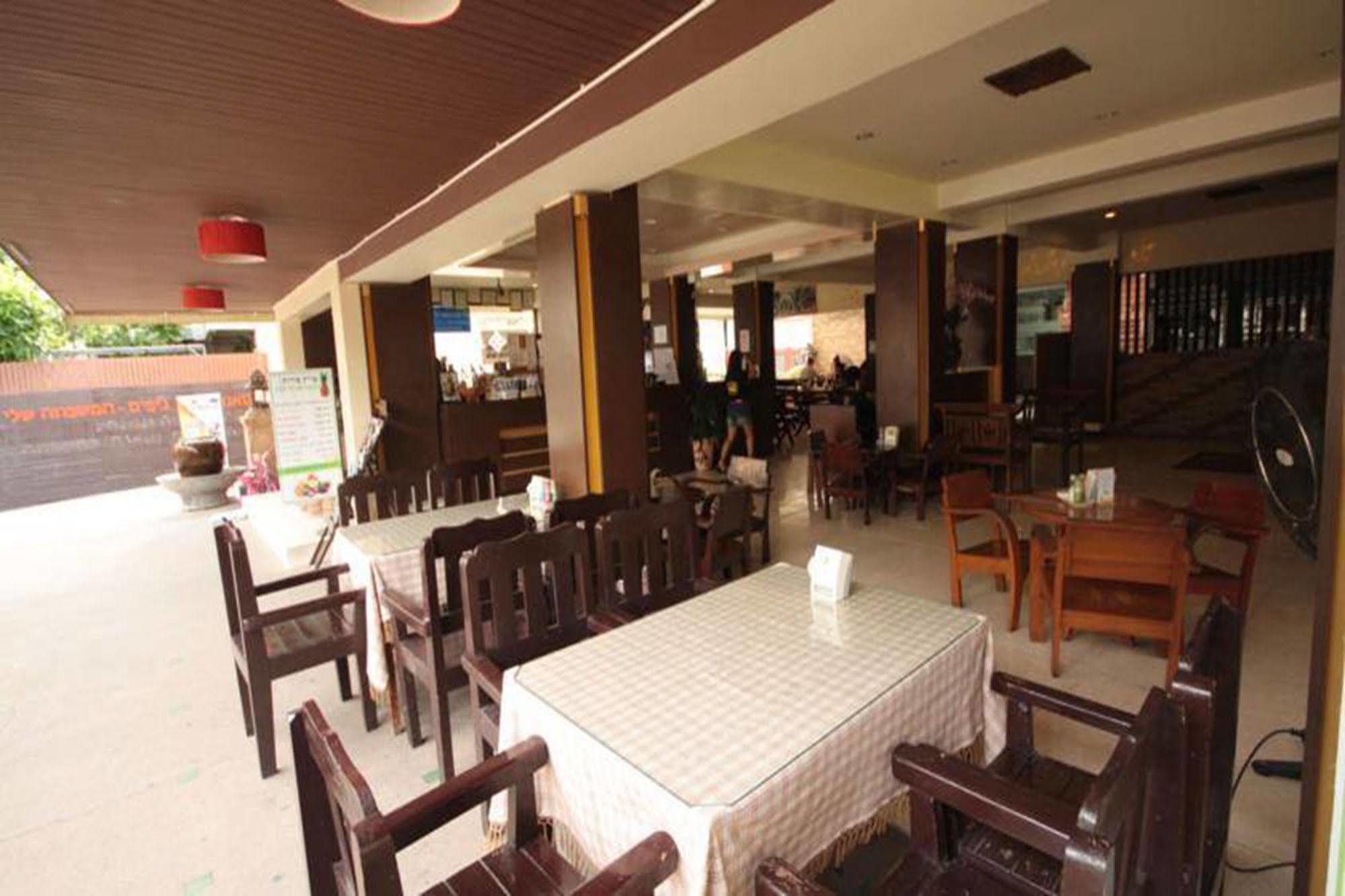 Thana Guesthouse Chiang Mai Exterior photo